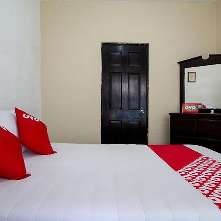 Oyo Casa De Huespedes San Jose Hotel Гуаймас Екстериор снимка