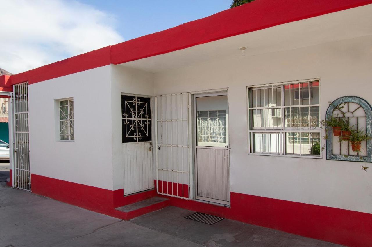 Oyo Casa De Huespedes San Jose Hotel Гуаймас Екстериор снимка