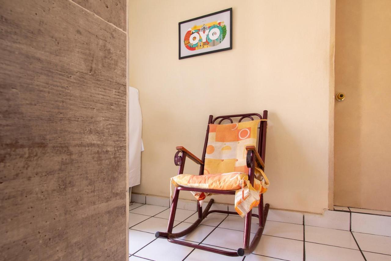 Oyo Casa De Huespedes San Jose Hotel Гуаймас Екстериор снимка