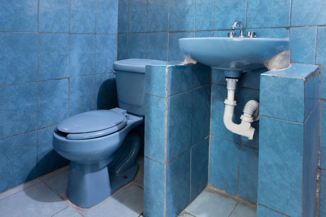 Oyo Casa De Huespedes San Jose Hotel Гуаймас Екстериор снимка